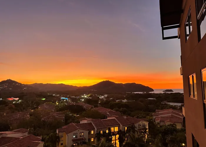 Naumi N451 | High Floor In Playas Del Coco + Club *