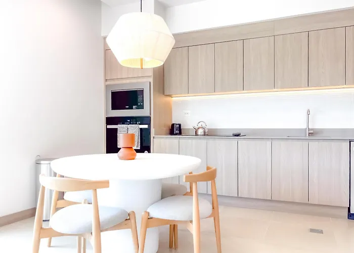 Naumi N451 | High Floor In Playas Del Coco + Club Sardinal (Guanacaste)